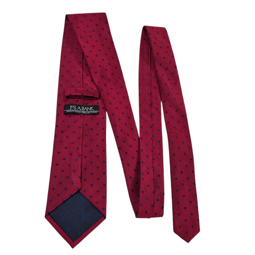 JOS A BANK Silk Polka Dot Classic Business Tie Red Navy Long Designer Church